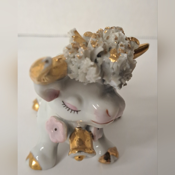 Vintage Spaghetti Cow Bull Kitschy Figurines Gold Roses Pair Set Of 2 Japan - Picture 8 of 12